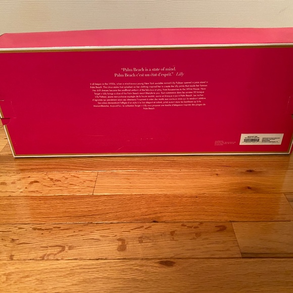 NWT Lilly Pulitzer x Target collection plates - Picture 4 of 4
